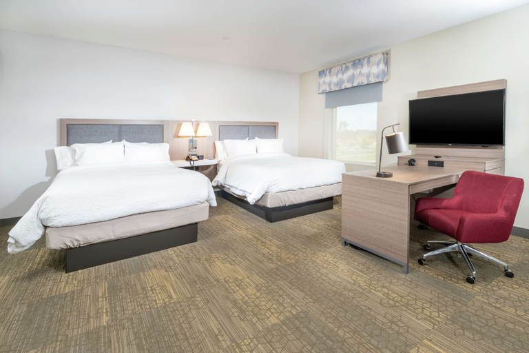 Bedroom 2, Hampton Inn & Suites Santa Maria, Santa Barbara