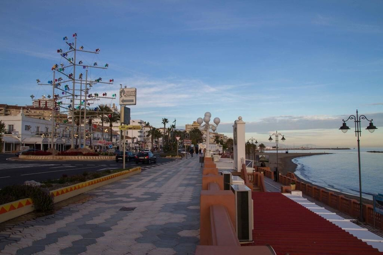 Others 5, Benalmadena Front Beach Apartment, Málaga