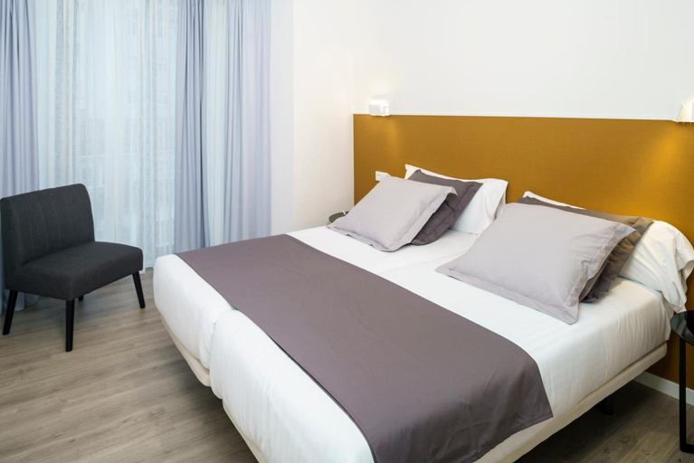Bedroom 4, Hotel Concheiros, A Coruña