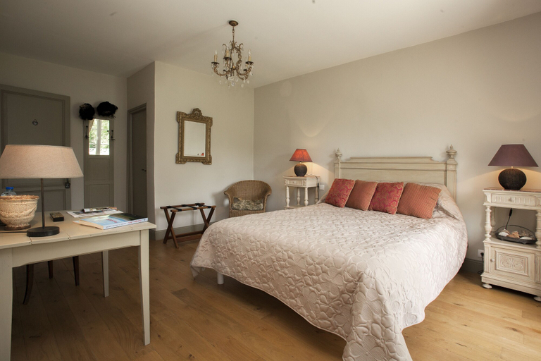 Bedroom 4, Maison d'hotes de Charme Les Bruhasses, Gers