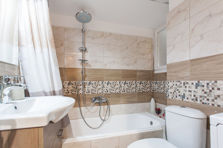 Bathroom, Central Quiet Safe Apartment, Attica