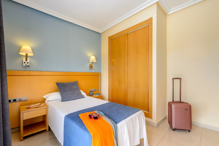 Bedroom 4, Hotel Vibra S´Estanyol, Baleares
