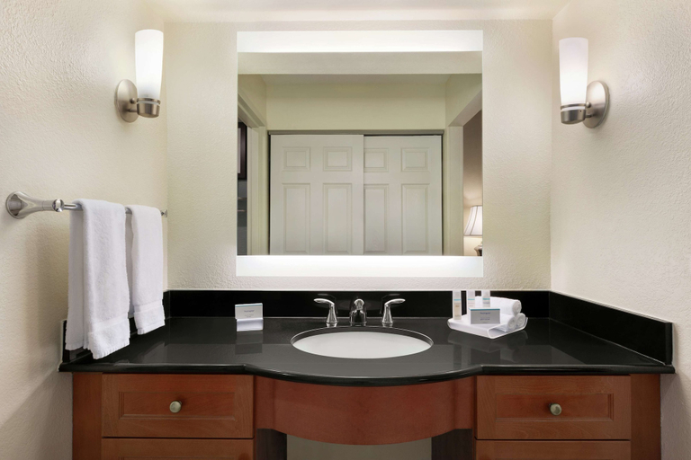 Bathroom 4, Homewood Suites Dallas/Park Central, Dallas