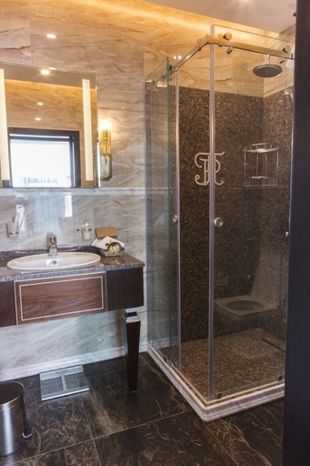 Bathroom 3, Park Rodnik Otel, Pyatigorsk