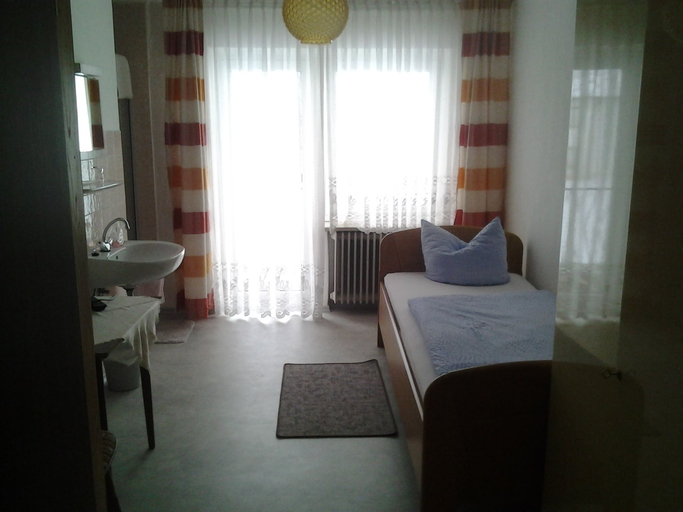 Bedroom 2, Gasthaus und Pension Stanek, Passau