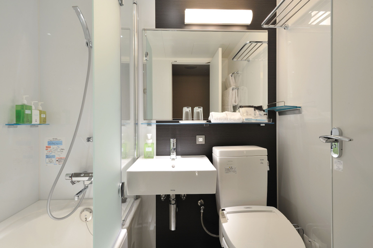 Bathroom 5, Hotel Granvia Hiroshima, Hiroshima