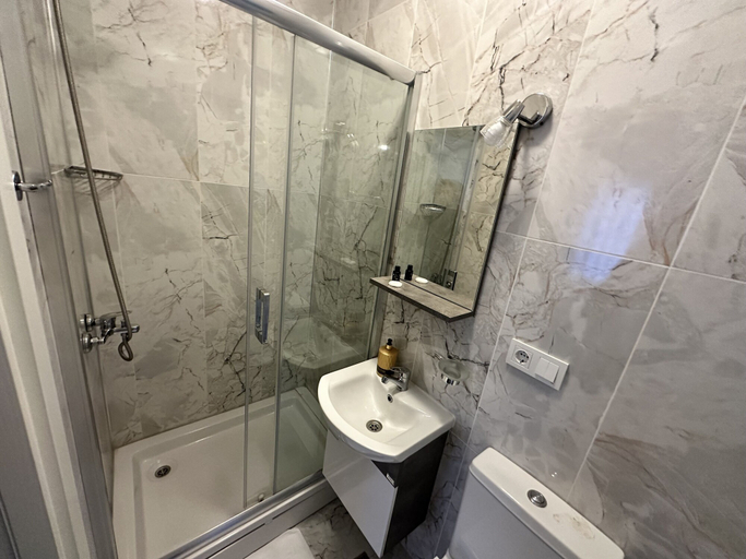 Bathroom 5, Doga Villa Guesthouse, Büyükçekmece