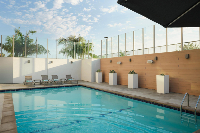 Sport & Beauty 5, Element by Marriott Anaheim Resort Convention Center, Orange