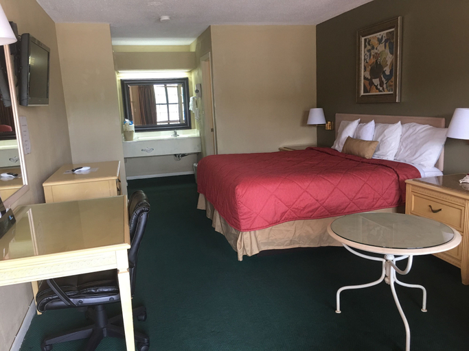 Bedroom 3, Americas Best Value Inn Meridian, Lauderdale