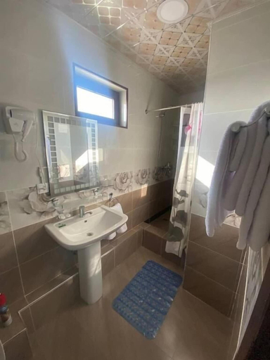 Bathroom 4, Vostok Hotel, Kogon