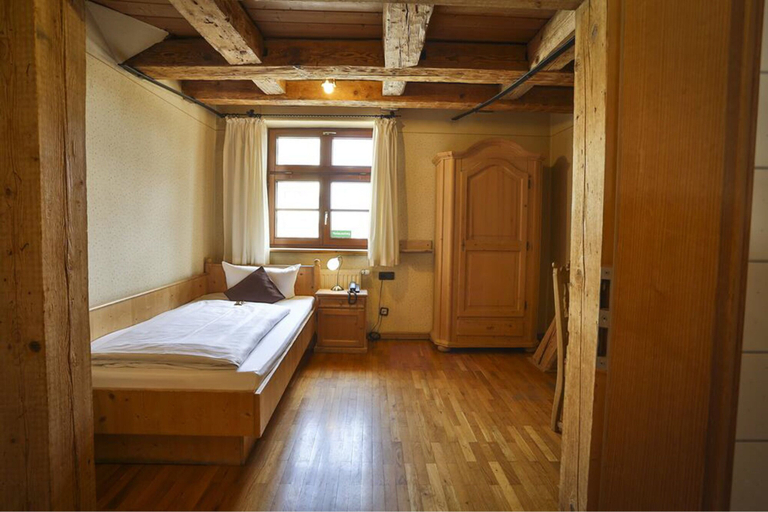 Bedroom 4, Hotel Brauereigasthof Fuchs, Augsburg