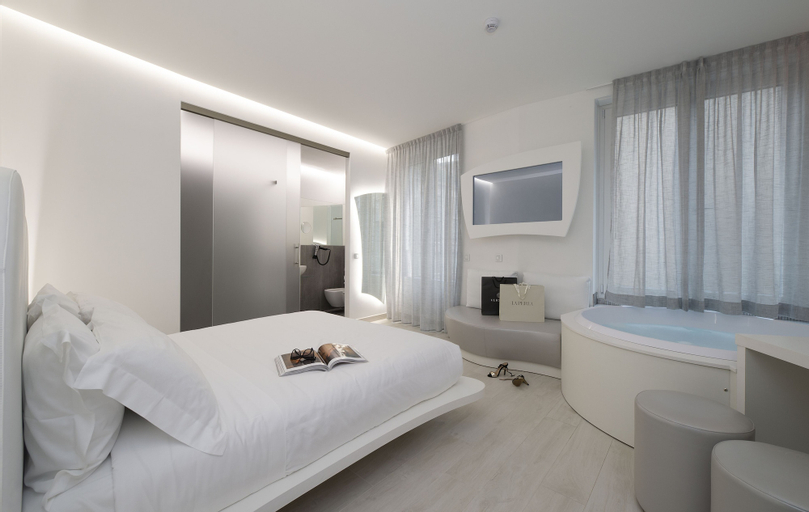 Bedroom 3, AHD Rooms, Milano