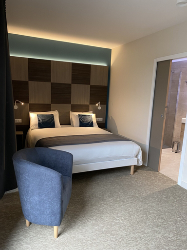 Bedroom 4, Le Mitigana, Yonne