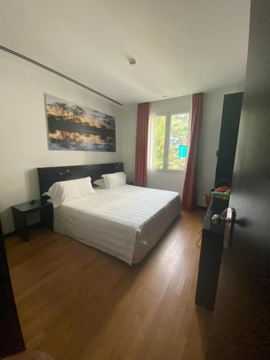 Bedroom 3, Hotel Card International, Rimini