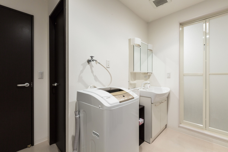 Bathroom 4, Crice Hotel, Osaka