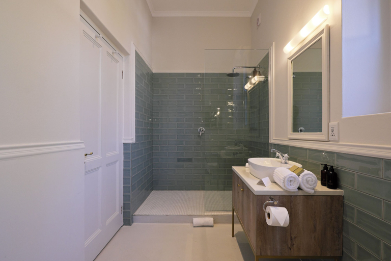 Bathroom 5, Chapter House Boutique Hotel, Cape Winelands