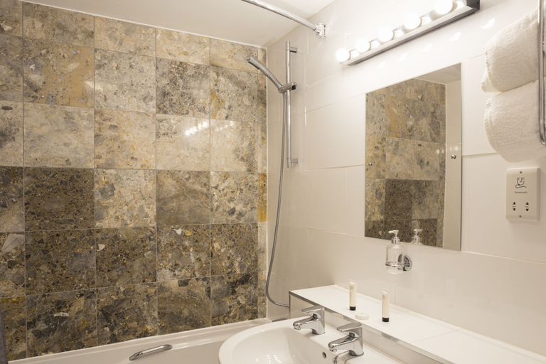 Bathroom 4, The Beach Hotel, Somerset
