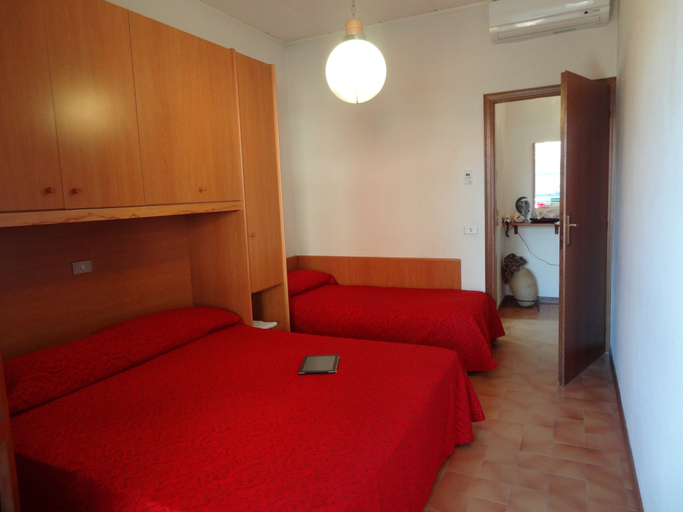 Bedroom 3, Hotel Residenza Giardino, Rimini