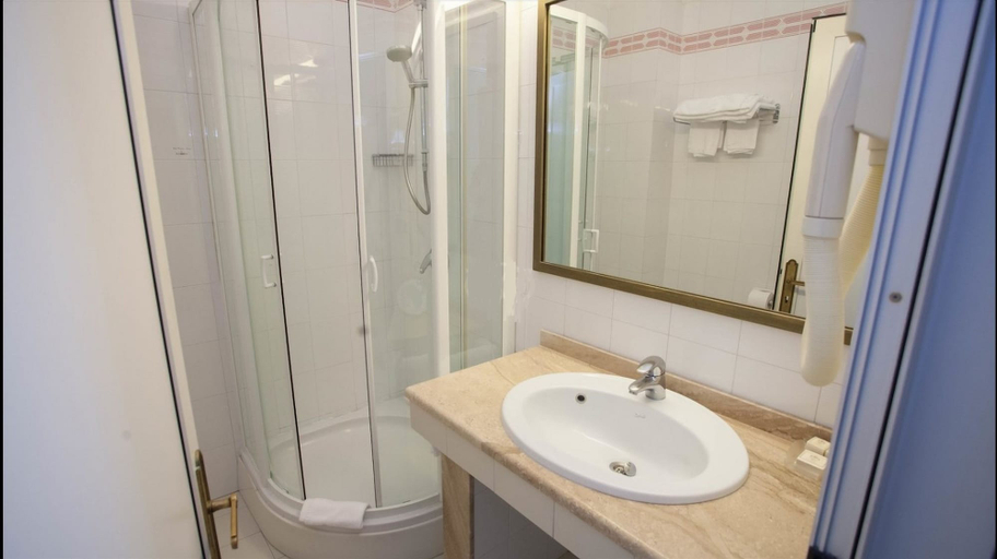 Bathroom 5, Principe Palace, Venezia