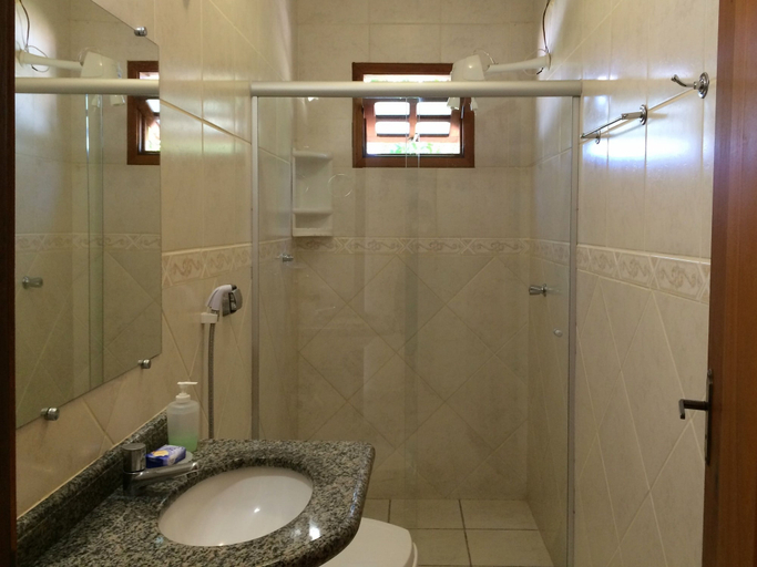 Bathroom 4, Pousada Flores do Cerrado, Pirenópolis