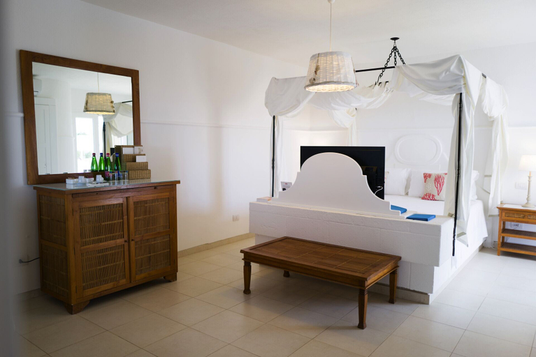 Bedroom 3, La Peschiera, Bari