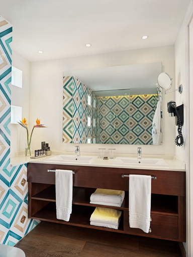 Bathroom, H10 Ocean Dreams Boutique Hotel - Adults Only, Las Palmas