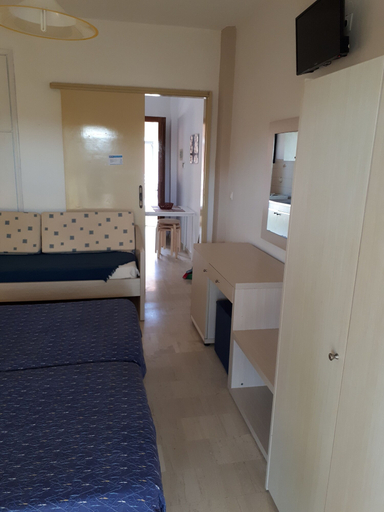 Bedroom 3, Sophie Studios, Ionian Islands