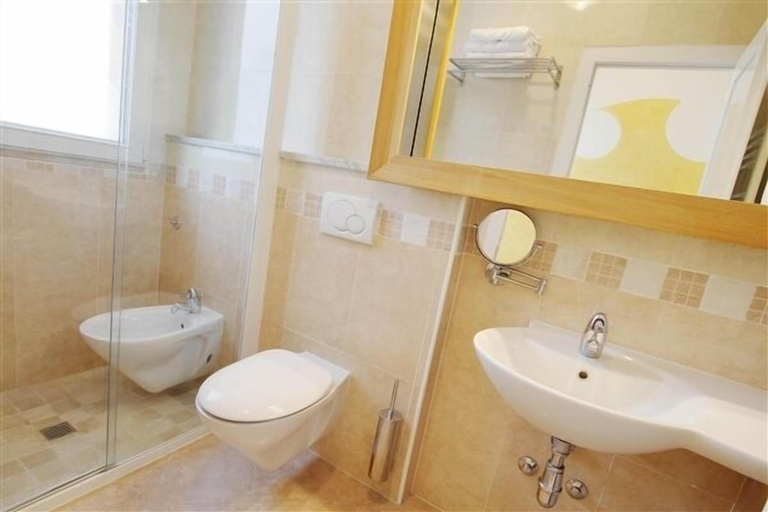 Bathroom 4, Hotel Stella Maris, Forli' - Cesena