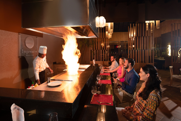 Food & Drinks 5, Impressive Punta Cana, Salvaleon de Higuey