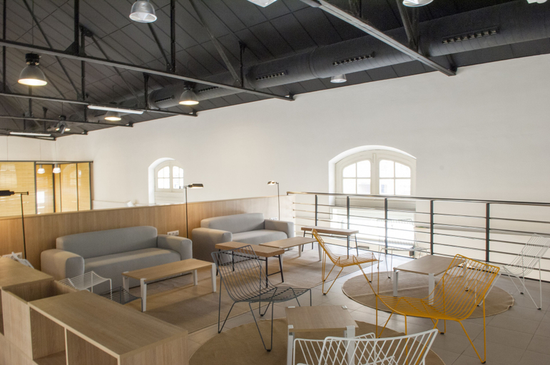 Others 5, Up Station Hostel, Valencia