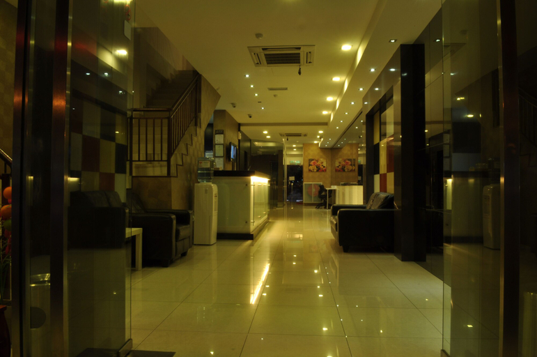 Others 5, Signature Hotel, Kuantan