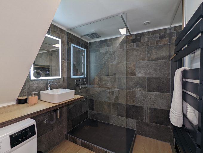 Bathroom 4, Gite La Filature, Aisne