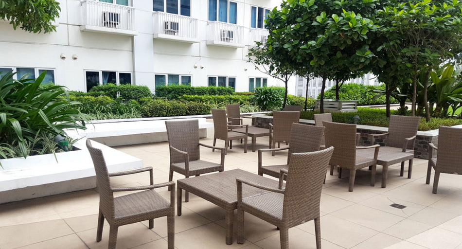 Food & Drinks, Jericho's Place at Sea Residences, Parañaque