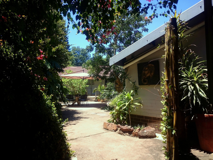 Exterior & Views 2, Africa's Eden Guesthouse, Umgungundlovu