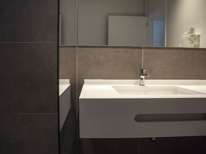 Bathroom 4, Flats Friends Soho Suites, Valencia