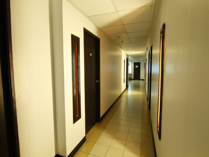 Others 5, Orange Nest Hotel, Manila City