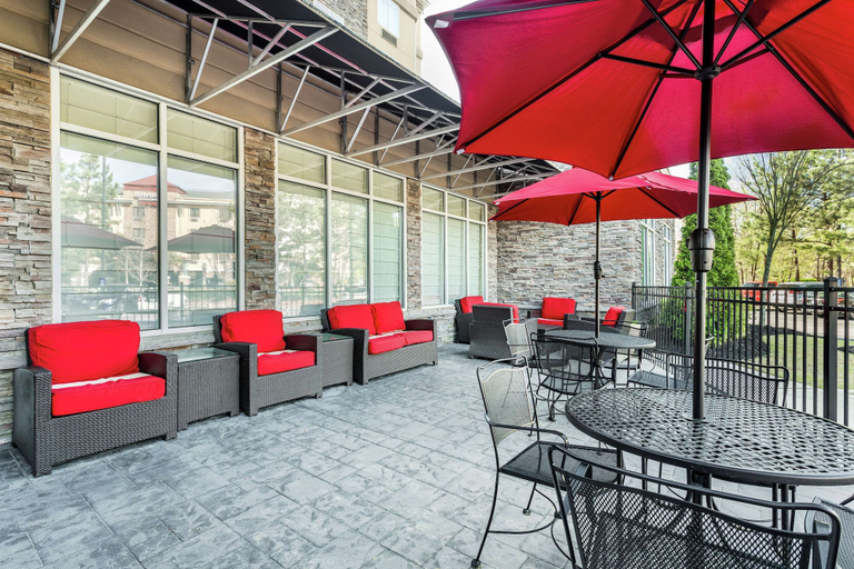 Food & Drinks 5, Hilton Garden Inn Gainesville, Hall
