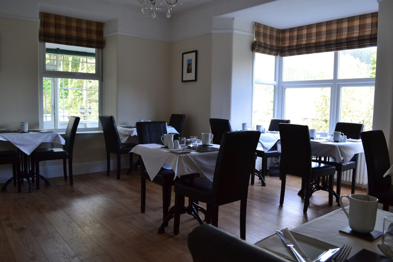 Food & Drinks 4, Coed-Y-Fron Guest House, Conwy