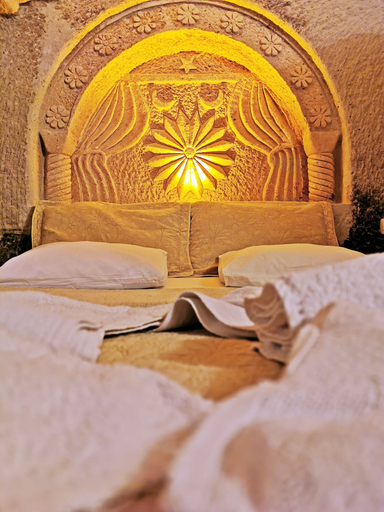 Bedroom 2, Falcon Cave Suites, Nevşehir