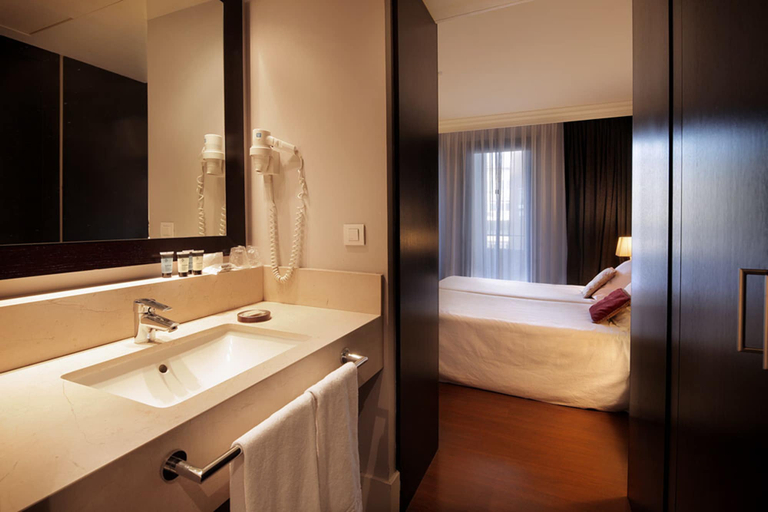 Bathroom 4, Hotel Condado, Barcelona
