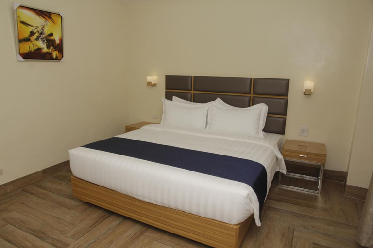 Bedroom 3, Sun Star Grand Hotel, Manila City