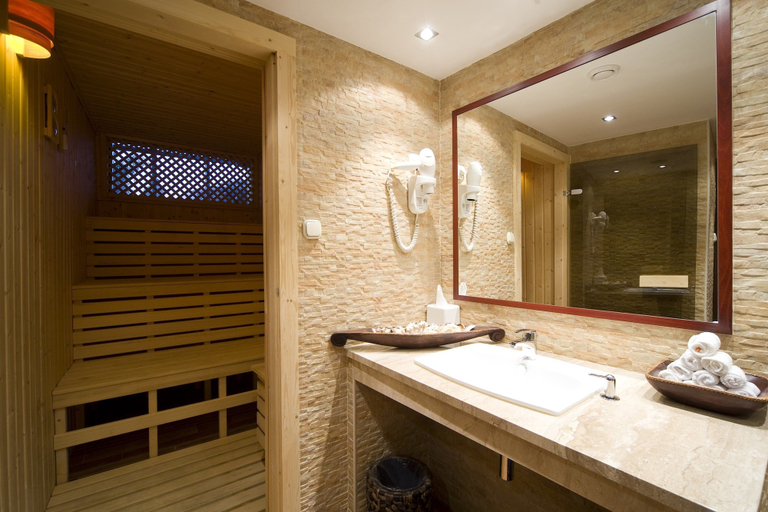 Bathroom 5, Boutique Hotel Victoria Budapest, Budapesti