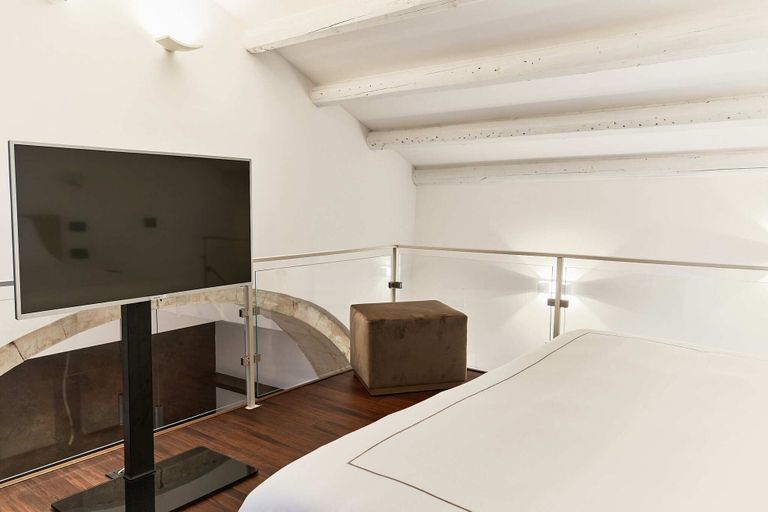 Bedroom 3, Palazzo Salomone, Syracuse