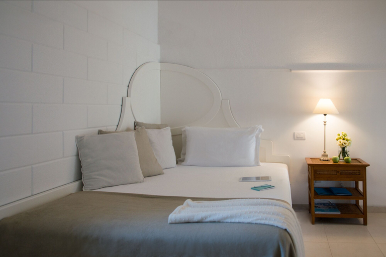 Bedroom 3, La Peschiera, Bari