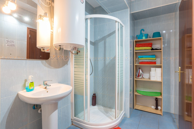 Bathroom 4, larios plaza centro histórico, Málaga