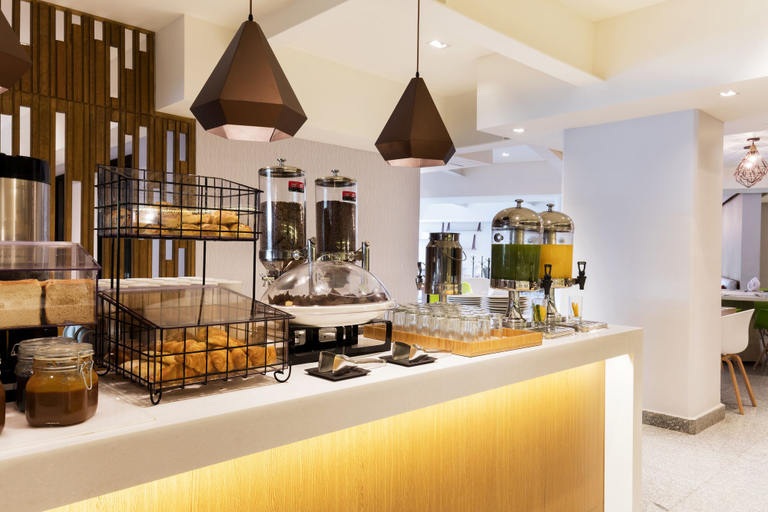 Food & Drinks 5, Hilton Garden Inn Mexico City Santa Fe, Mexico City