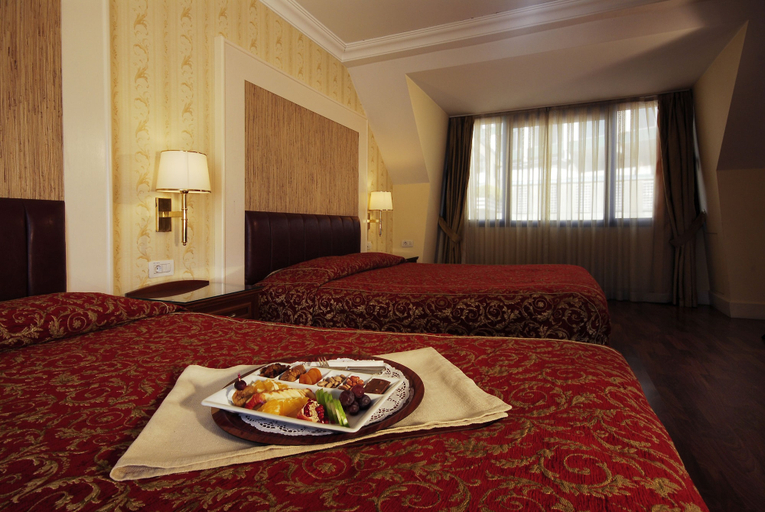 Bedroom 4, Taksim Metropark Hotel, Beyoğlu