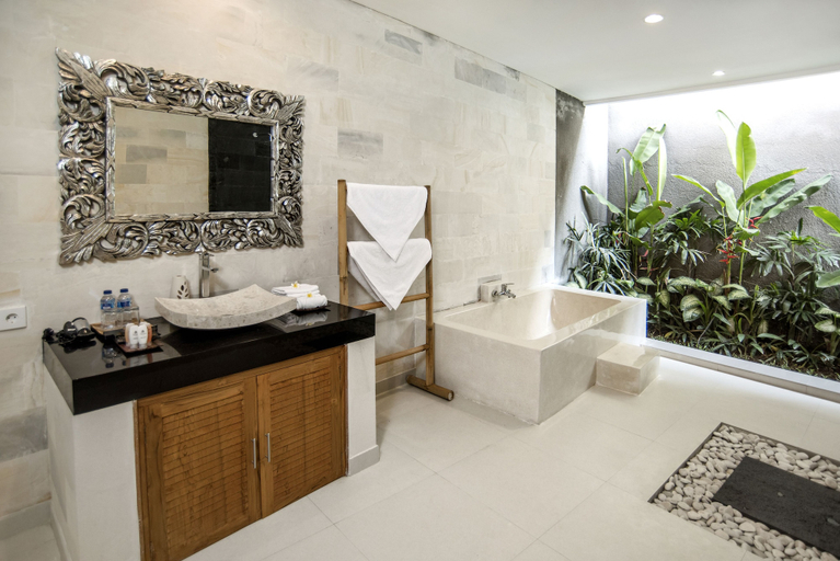 Bathroom 3, Sandi Agung Villa Bidadari, Badung