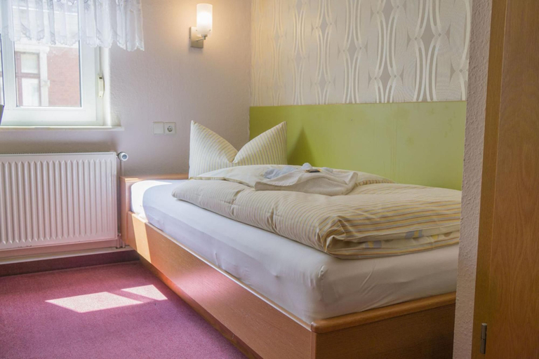 Bedroom 4, Hotel Zur Post, Leipzig