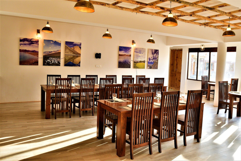 Food & Drinks 4, The Driftwood Ladakh, Leh